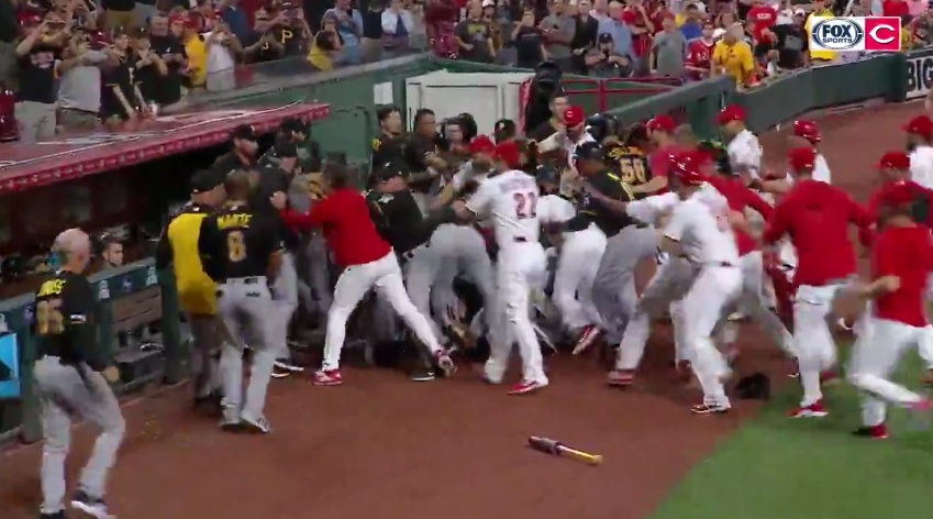 The Reds And Pirates Took Part In A Five-Minute Fight For The Ages