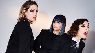 Carrie Brownstein Says Sleater-Kinney Asked Janet Weiss To Not Leave The Band