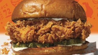 A Chicken Sandwich Battle Between Popeyes And Chick-Fil-A Is Playing Out On Fast Food Twitter