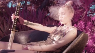 Grimes Clarifies That Her ‘WarNymph’ Social Media Accounts Are Not For Her Unborn Baby