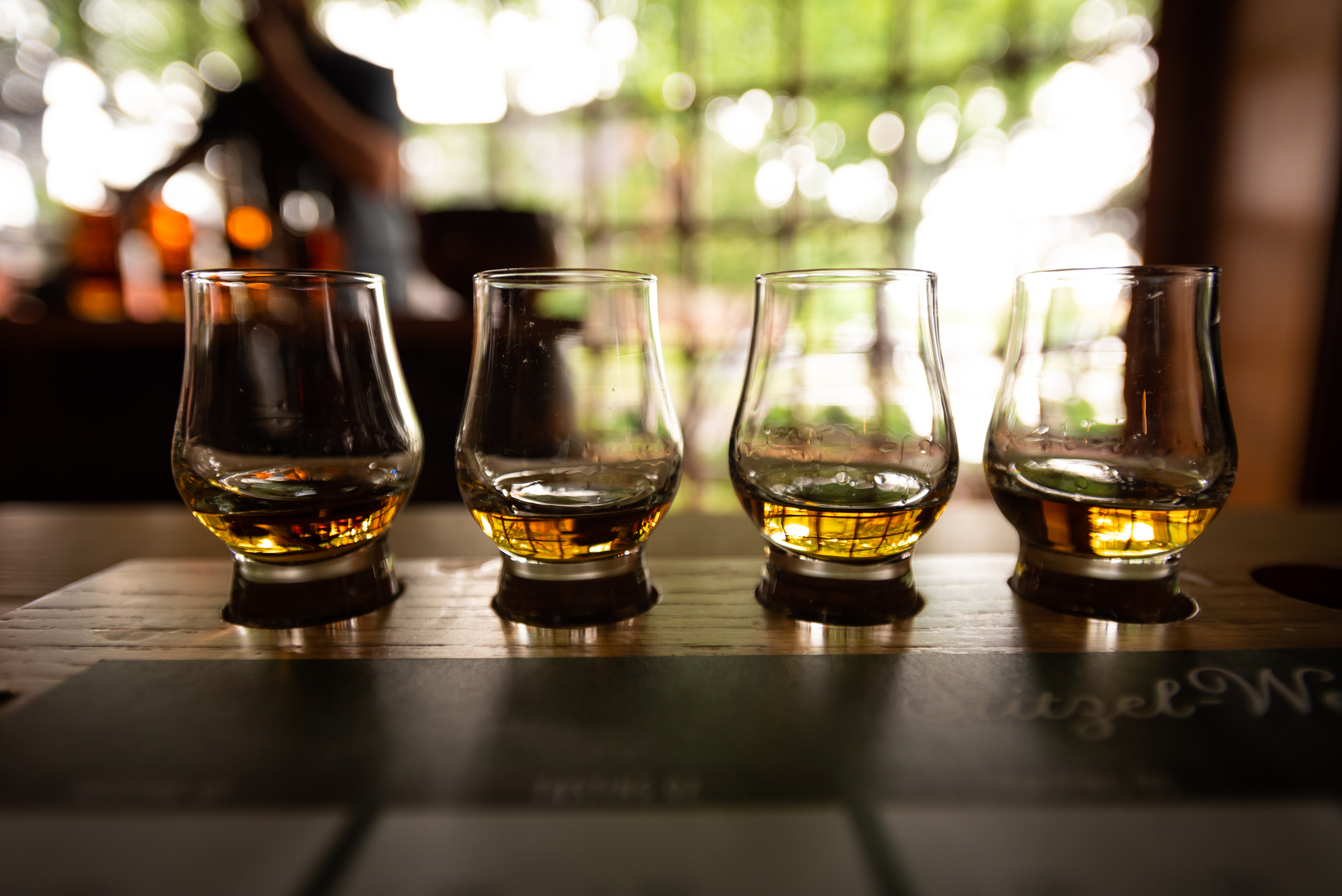 How To Taste Whiskey Like A Professional