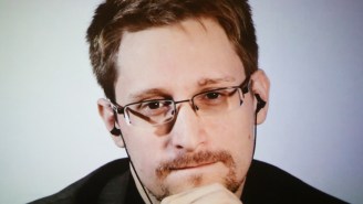 Edward Snowden Levels With Everyone Who Believes The U.S. Is Hiding Proof Of Alien Life