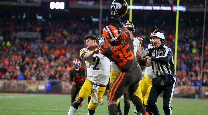 Talking Myles Garrett's shocking helmet swing at end of Browns/Steelers