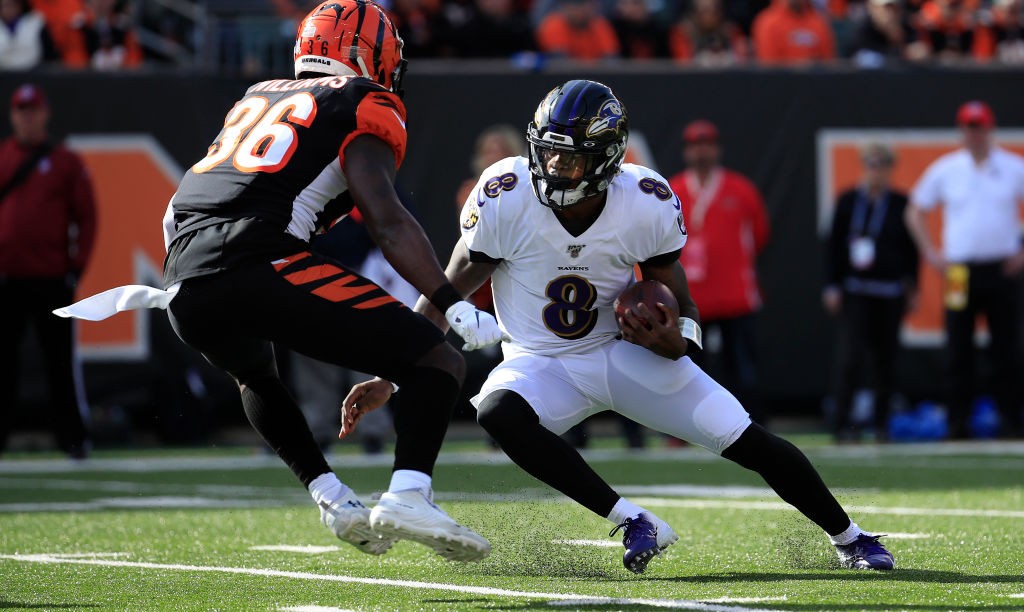 Lamar Jackson Torched The Bengals On A Spectacular 47-Yard TD Run