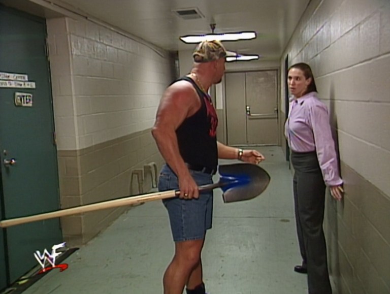 austin-meets-stephanie-mcmahon.jpg