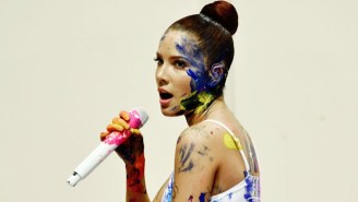Halsey Has Been Preparing For Halloween With Seriously Impressive Make-Up Work