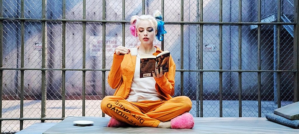 Harley Quinns Suicide Squad Story Never Made Sense To Margot Robbie