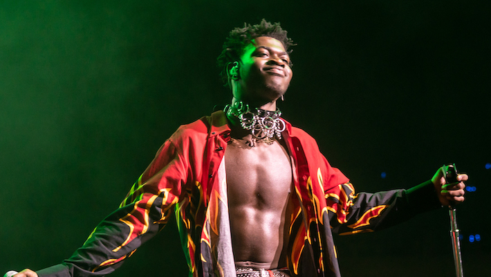 Lil Nas X Responds To Dave East S Slurs About His Nicki Minaj Costume Lil Nas X Responds To Dave East S Slurs About His Nicki Minaj Costume