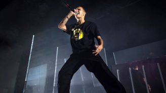 Slowthai Apologizes For His ‘Shameful Actions’ At The NME Awards But Fans Still Aren’t Happy