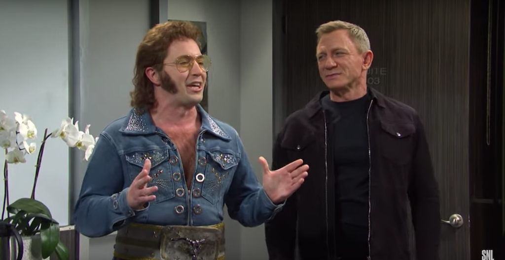 [WATCH] Daniel Craig Lampooned His 'Knives Out' Accent On 'SNL'