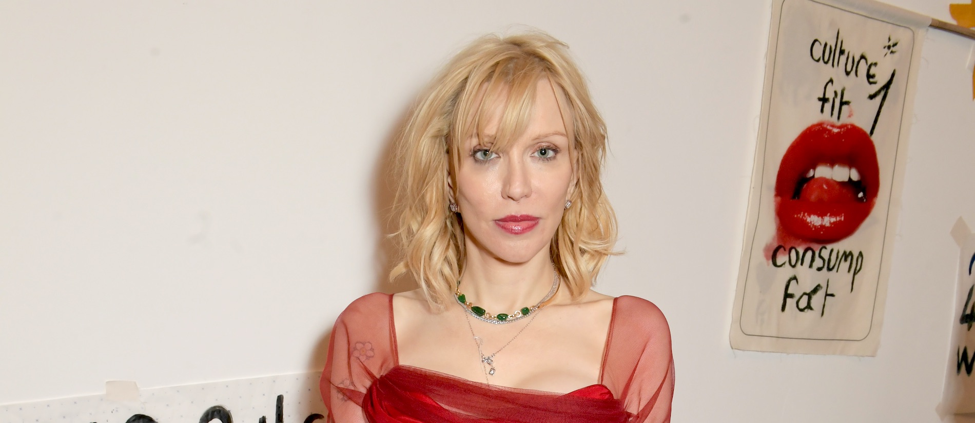 Courtney Love Apologizes After Accusing Trent Reznor Of Abuse