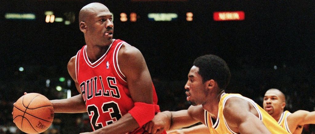 Pin su MJ vs Kobe