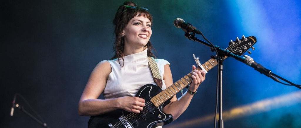 Angel Olsen - outlet Half Way Home Vinyl (Cosmic Stream White vinyl)