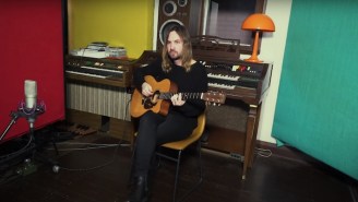 Tame Impala Strips Down His Expansive ‘The Slow Rush’ Number ‘On Track’ With An Acoustic Performance