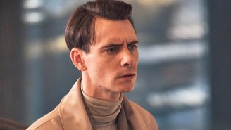 Harry Lloyd Tells Us Why Peacock’s ‘Brave New World’ Is A ‘Terrifying, Feasible’ Dystopia