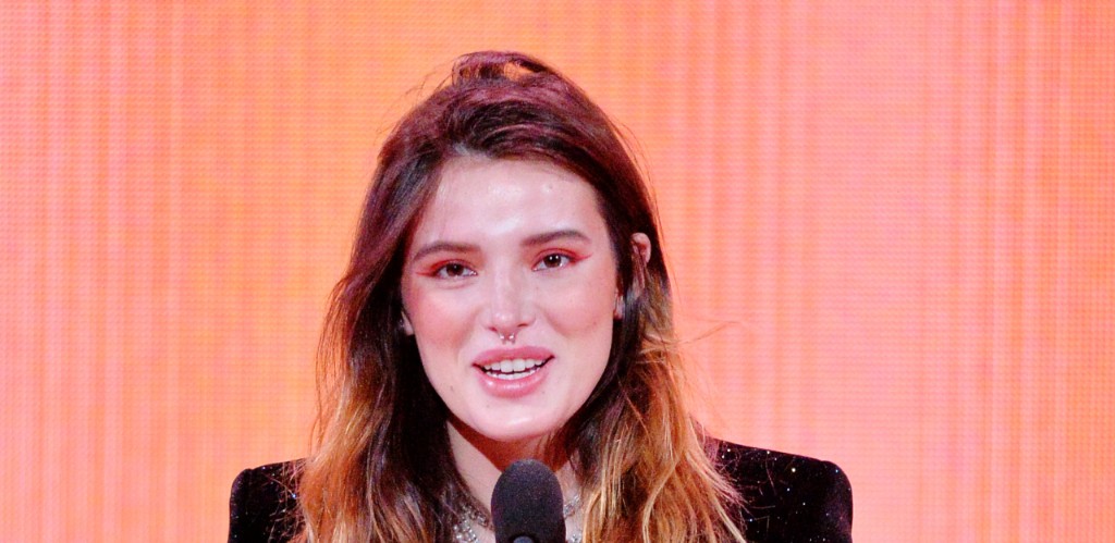 Bella Thorne Apologized To Sex Workers For Her OnlyFans Controversy