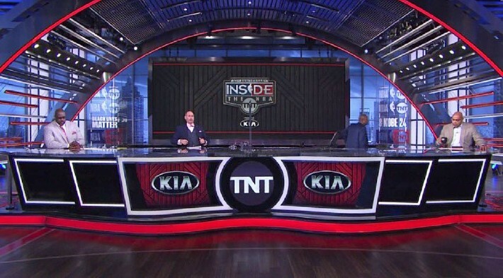 Watch Kenny Smith Leave The 'NBA On TNT' Set In Support Of NBA Players