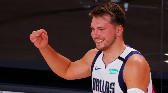 LOOK: Mavs' Jalen Brunson wears 'Luka's Son' Cowboys jersey after losing  FIFA bet to All-Star teammate 