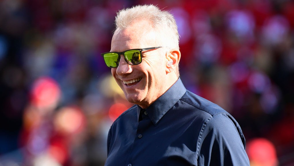 Joe Montana & His Wife Stopped a Kidnapping of 9-Month-Old Grandchild -  FanBuzz