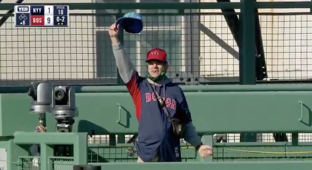 Boston Red Sox fan scales back of Green Monster, enters Fenway Park during  game vs. Yankees; now in police custody 