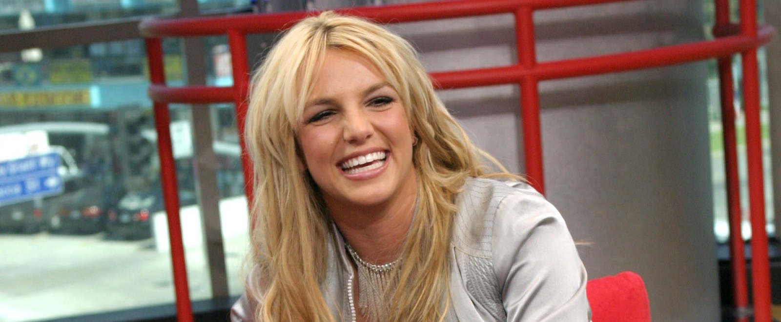 Britney Spears Gives A Bizarre PSA About Her Five Beach Day Essentials