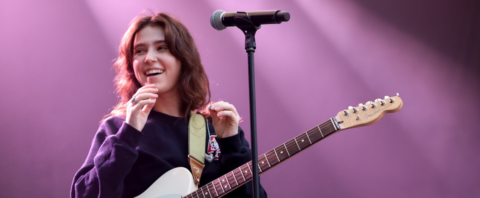 clairo-getty-full.jpg