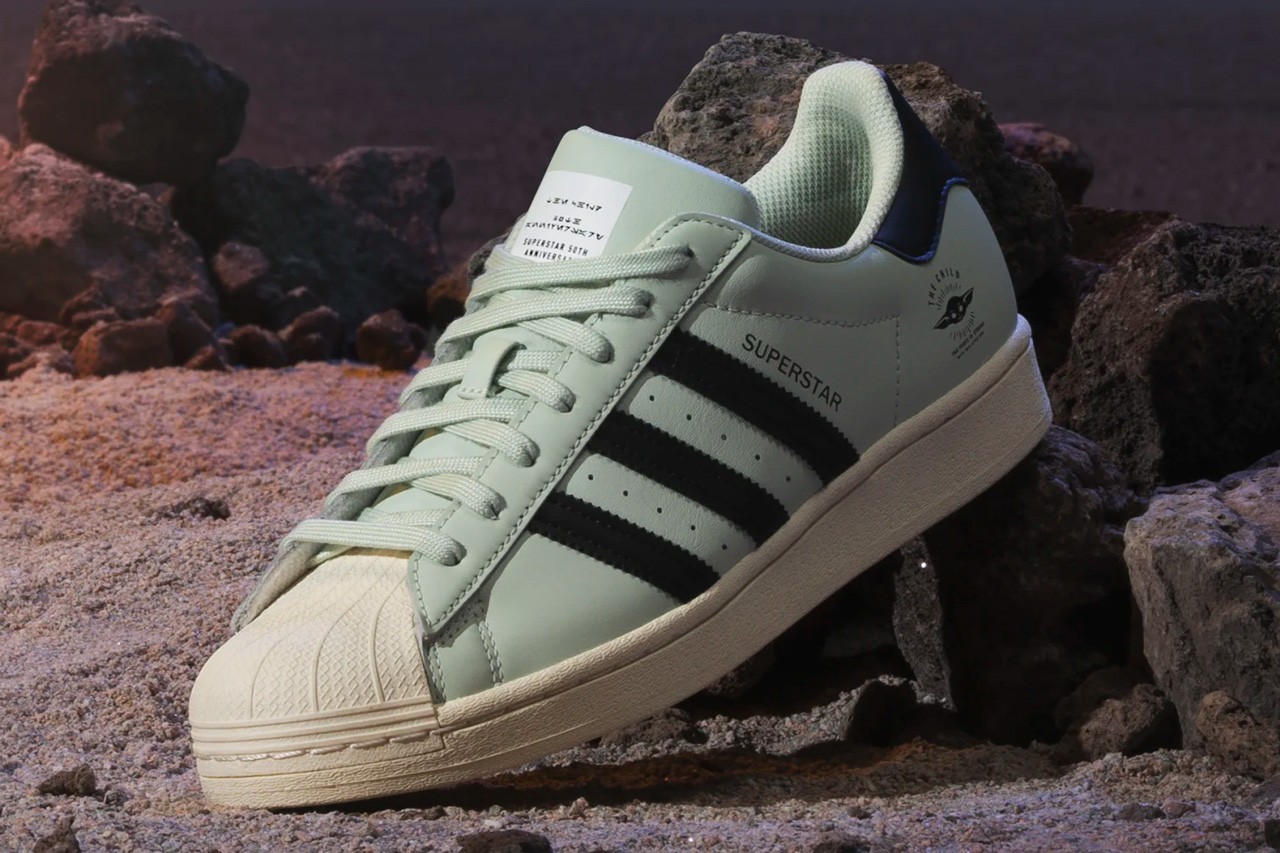 adidas superstar star wars the mandalorian the child