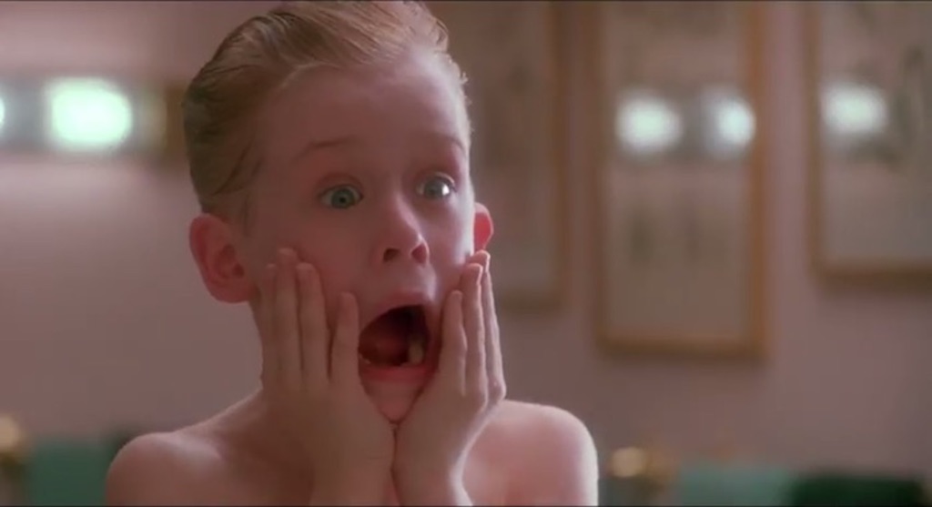 The Director Of Home Alone Is Not Happy About The Disney Reboot   Classic Home Alone Scream 