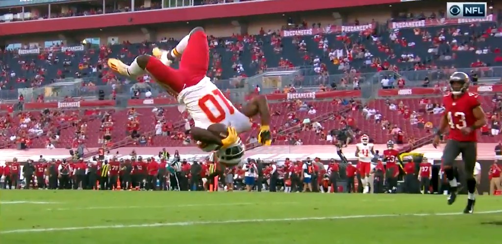 Tyreek Hill Backflipped Into The End Zone And Piled Up 200 First Quarter Yards Vs The Bucs