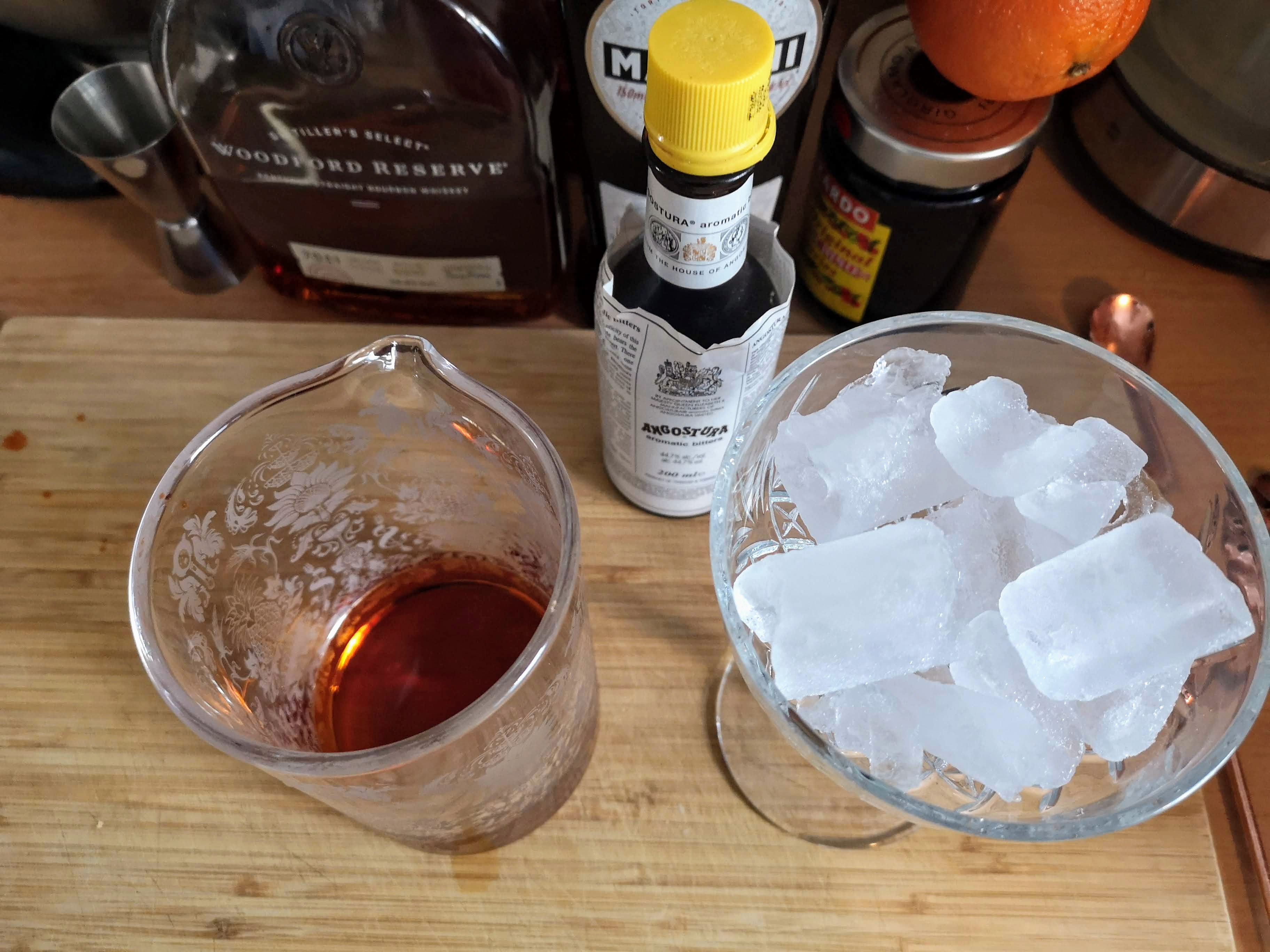 The Best Manhattan Recipe For New Year's Eve