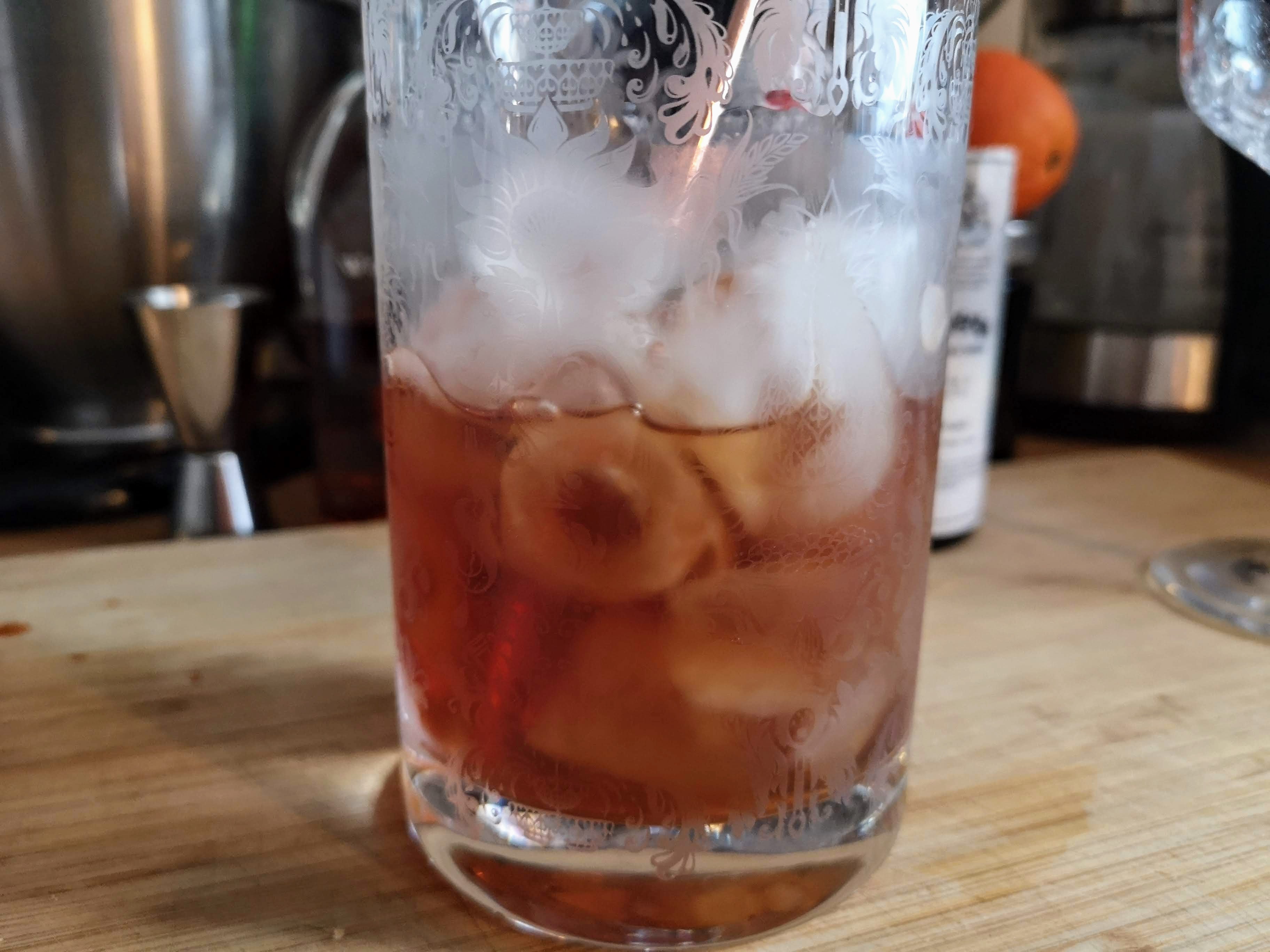 The Best Manhattan Recipe For New Year's Eve