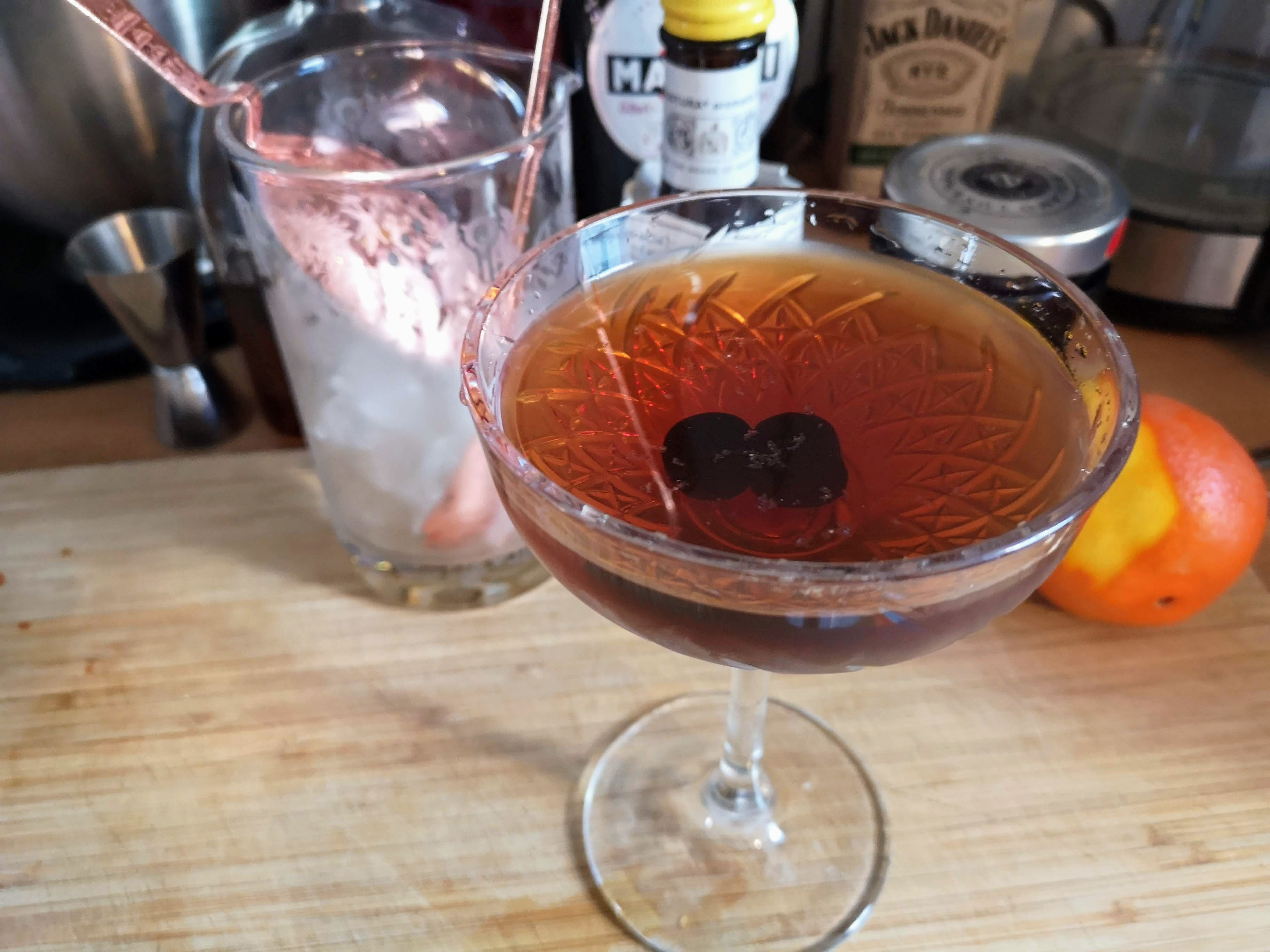 The Best Manhattan Recipe For New Year's Eve