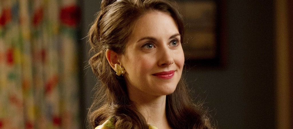 Alison Brie Recalled Her Most Mortifying Incident From The ‘mad Men Set Laptrinhx News 