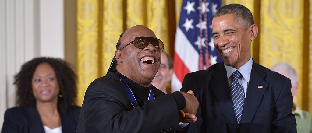 barack-obama-stevie-wonder.jpg