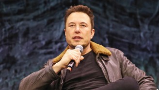 ‘Free Speech Absolutist’ Elon Musk Won’t Let Alex Jones Back On Twitter For A Very Personal Reason