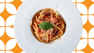 Our Bucatini All’Amatriciana Recipe Pairs Simplicity With Huge Flavors