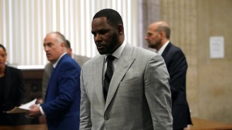 The R. Kelly Fan Charged With Threatening Court Officials Pleads Not Guilty