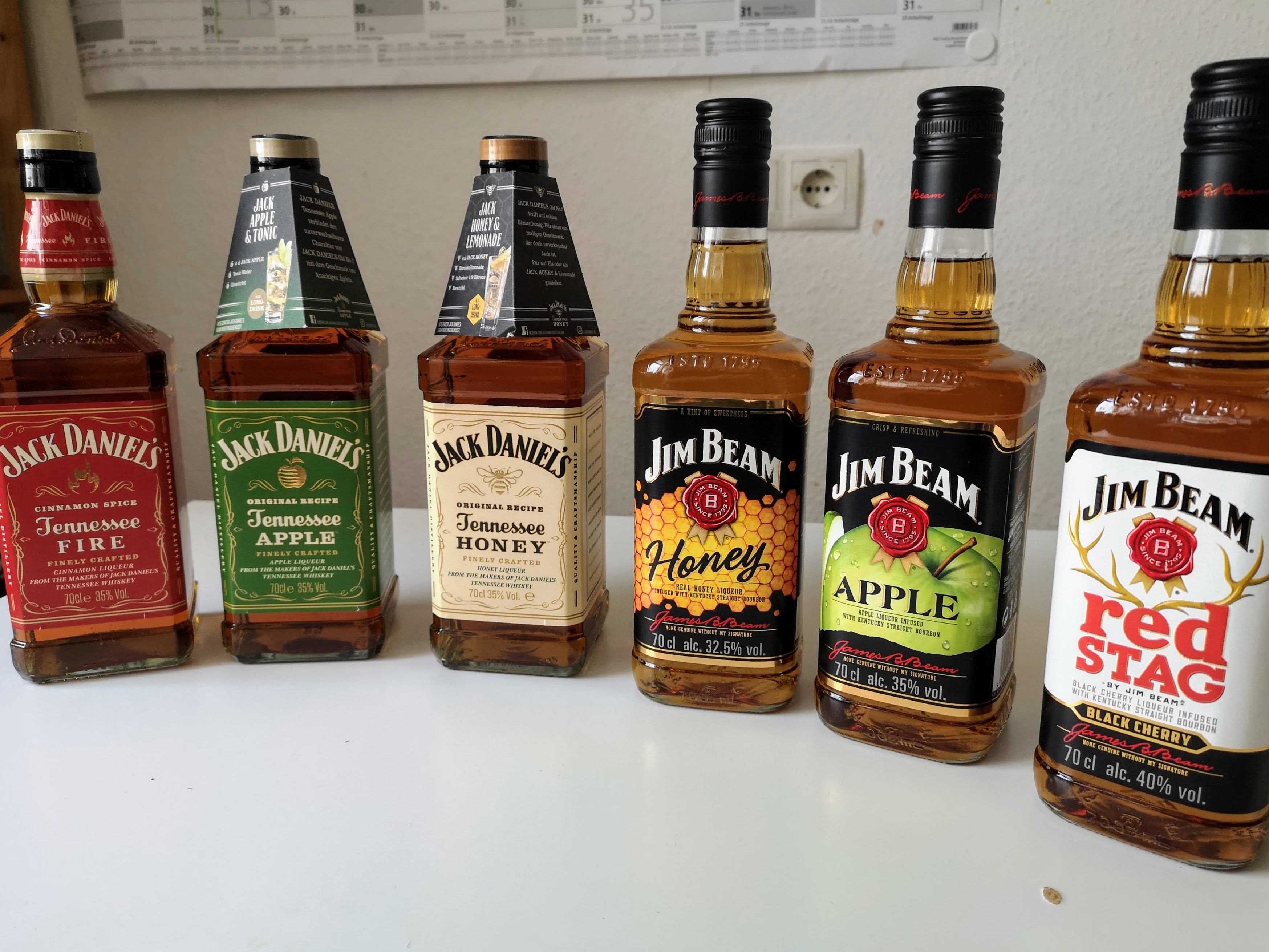 Flavored Whiskey Blind Taste Test Jim Beam Vs. Jack Daniels