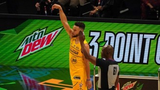 Stephen Curry Beat Mike Conley On His Final Shot To Win The Three-Point Contest