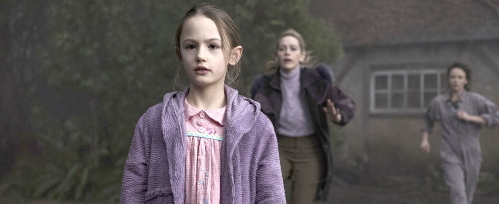 Best Scary Shows On Netflix Right Now : The Scariest Movies On Netflix Right Now April 2021 Ew