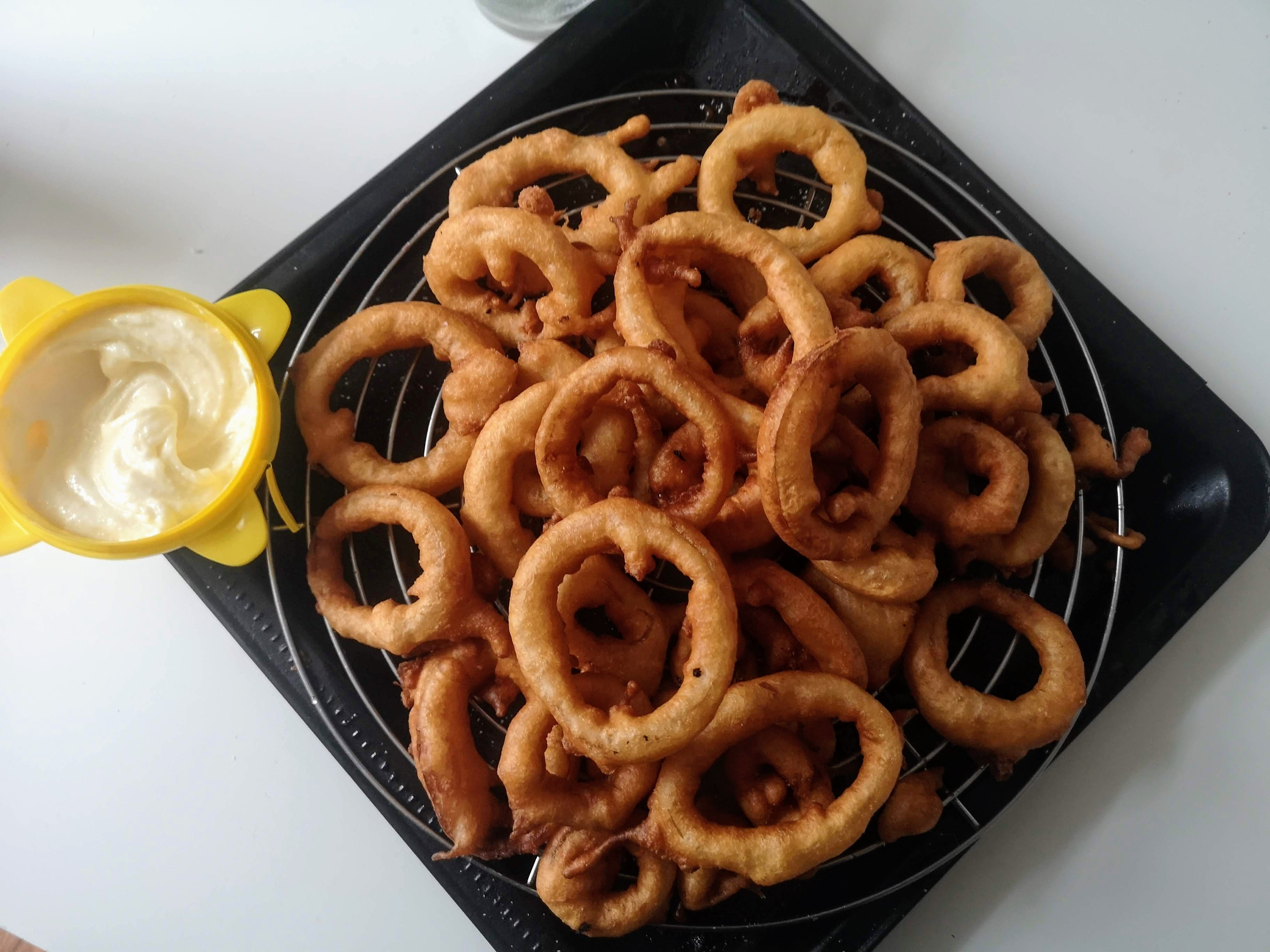 We Tried To Devise Lorde’s Perfect Onion Ring Here's The Recipe