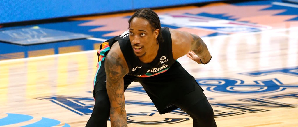 derozan-top.jpg