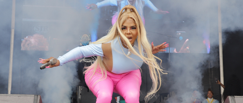 Lil Kim Is Releasing Her Memoir, 'The Queen Bee,' This Fall