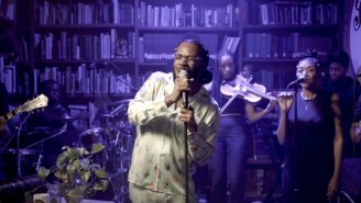 Shelley Debuts A New Song In His Return To NPR’s Tiny Desk Concerts