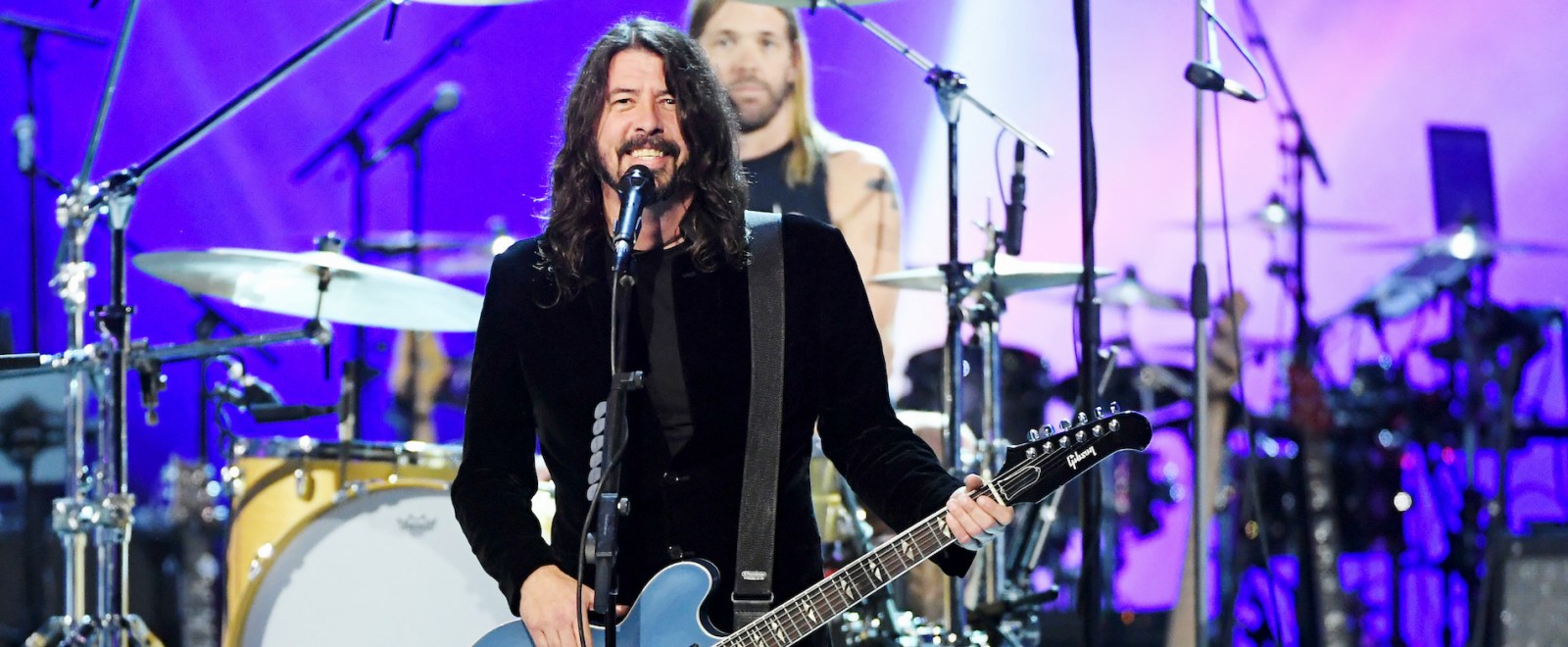 dave-grohl-foo-fighters-getty-full.jpg