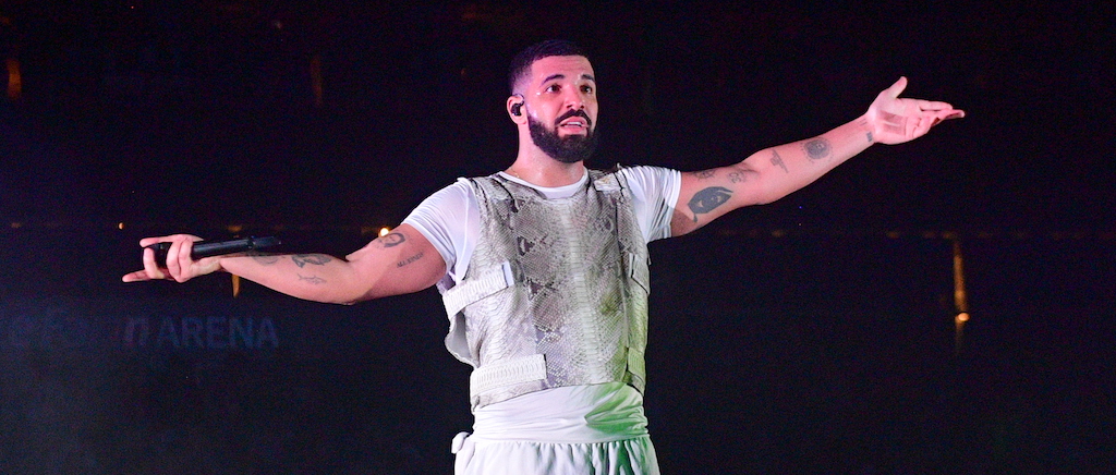 Drake Will Be Honored With An Artist Of The Decade Award At The ...