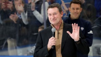 Wayne Gretzky Will Reportedly Headline TNT’s NHL Studio Show After Leaving The Oilers