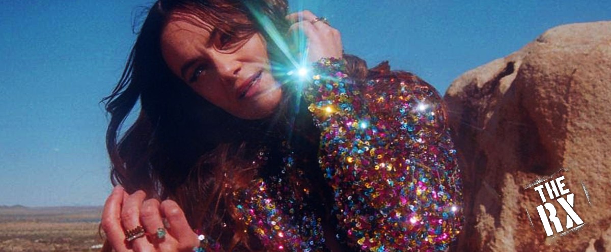 Julia Stone Reinvented Herself With The Bluesy, Nostalgic Synth-Pop Of ‘Sixty Summers’