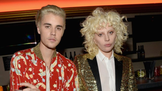 Lady Gaga umarmt Justin Bieber