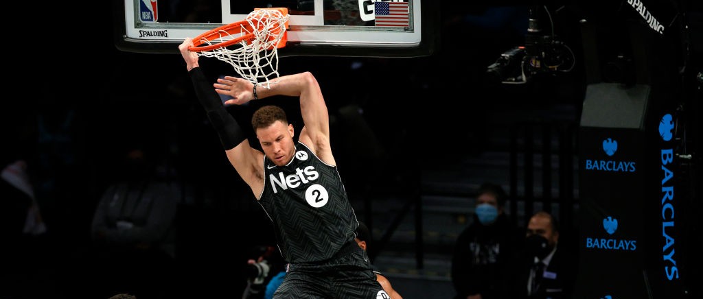 NBA Fans Have Lots Of Jokes Now That Blake Griffin Is Dunking Everything Again In Brooklyn NBA Fans Have Lots Of Jokes Now That Blake Griffin Is Dunking Everything Again In Brooklyn